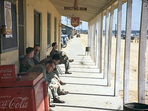 CFPNA: Craig Field - Briefing Room - Coll° C. Cailmail.