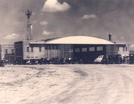 CFPNA: Dodge City - Hangar principal - Coll° A.A.F.T.C.