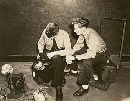 CFPNA:  Pr&eacute;paration du mat&eacute;triel Photo- Coll° Cl  Delorme.